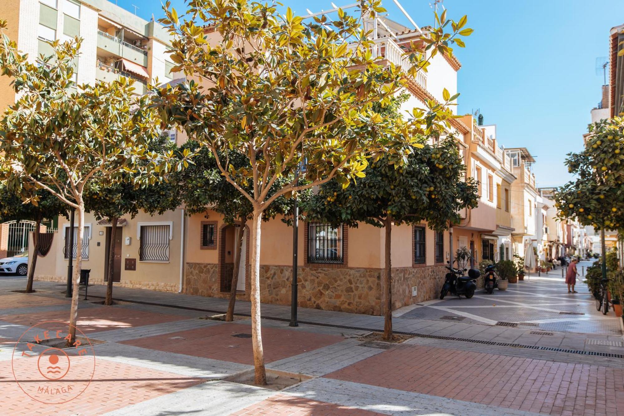 Colourful Fisher House Pulpito In El Palo! - Tcm Malaga Exterior photo